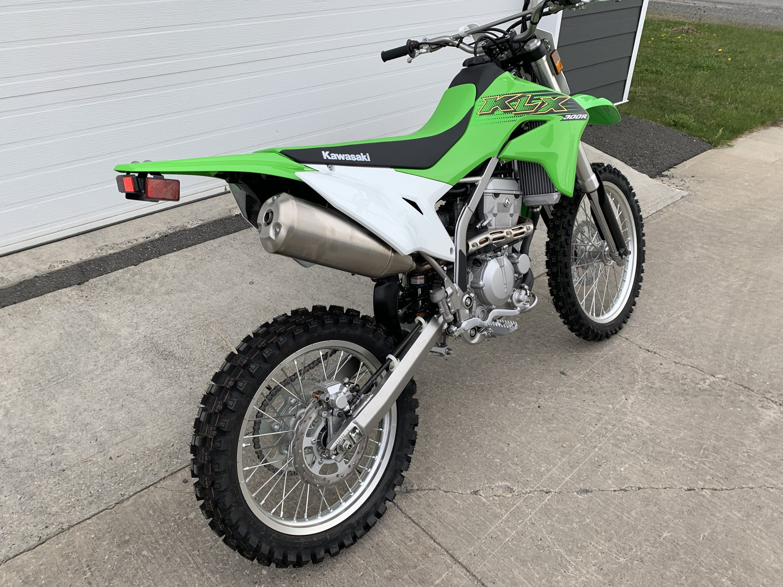 kawasaki-klx300r-2020-4-moto-sport-100-limites