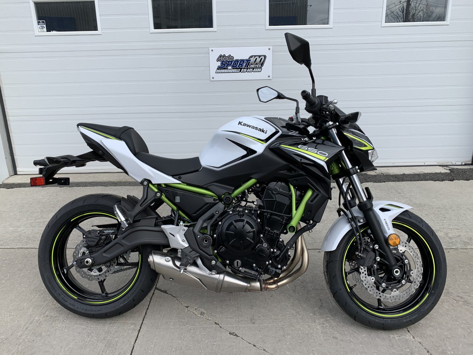 2020 kawasaki ninja 650 white