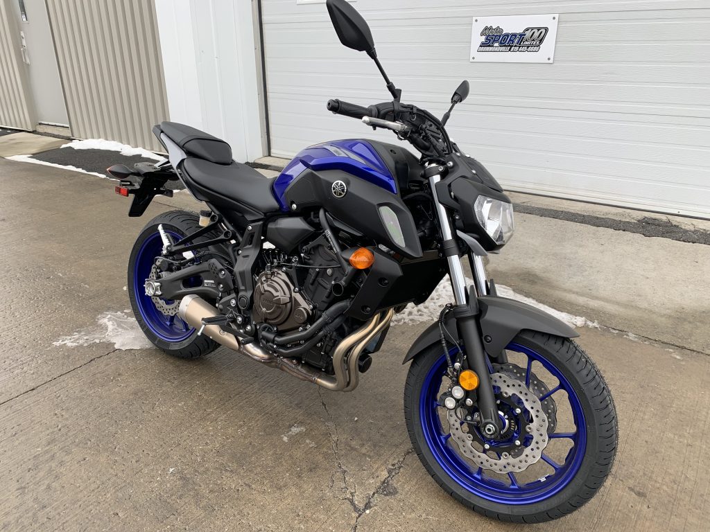 YAMAHA MT 07 BLEU  2022 1 Moto Sport 100 limites